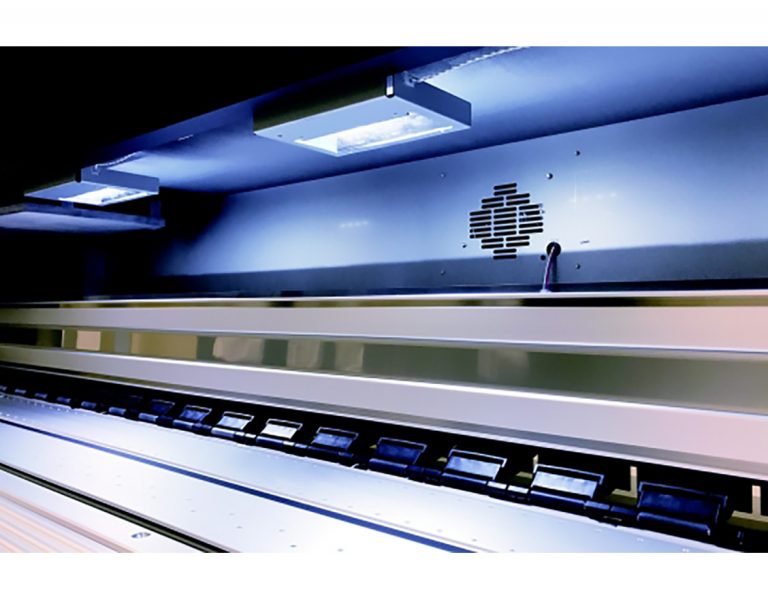 1641SR_0002_Layer-8-768x591