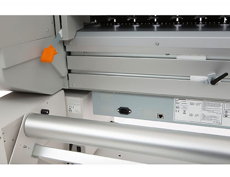 1938WX_0000_Layer-25-768x591